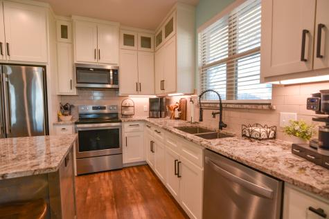 601 Mathew Street Grandview TX 76050