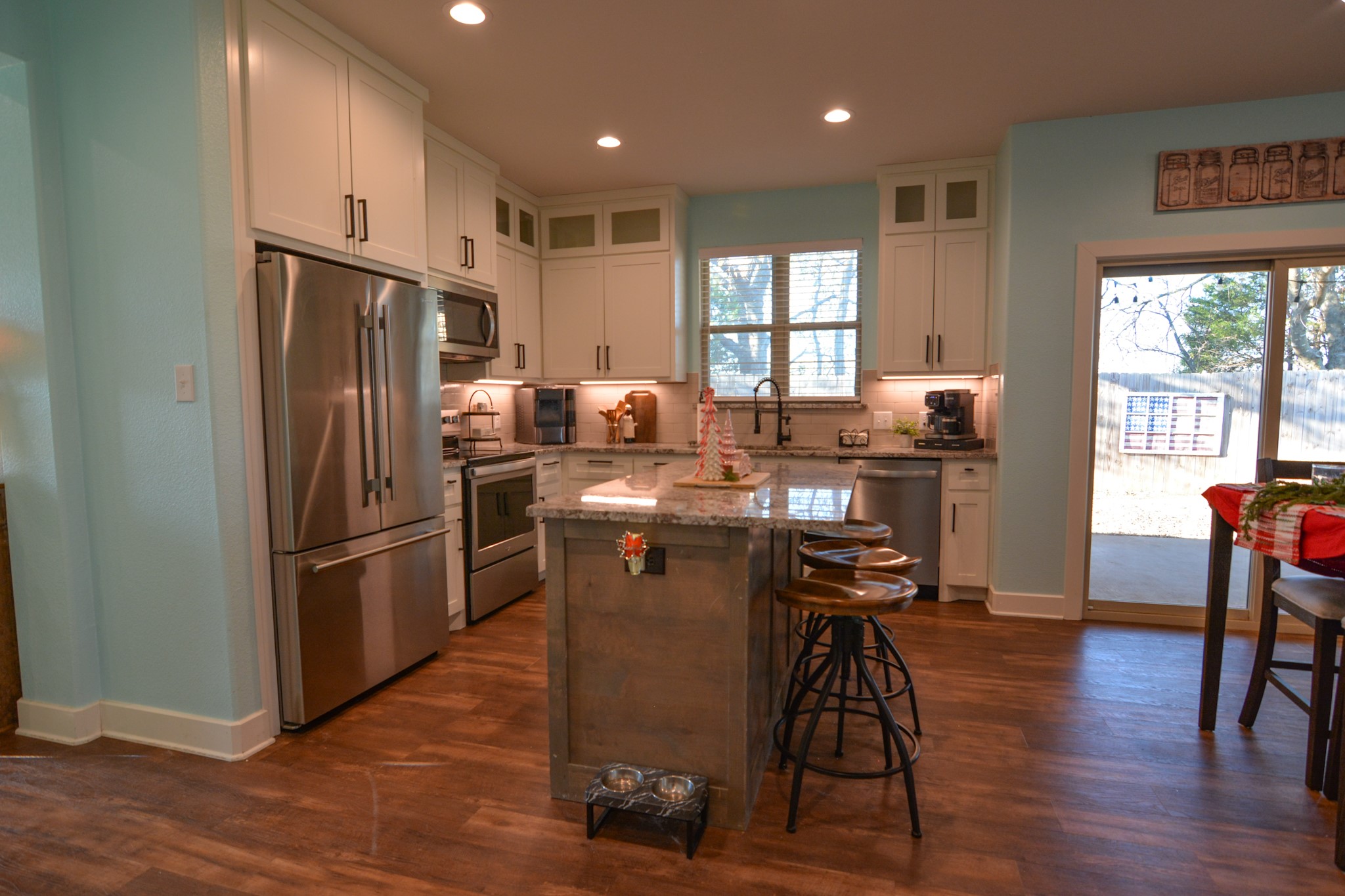 601 Mathew Street Grandview TX 76050