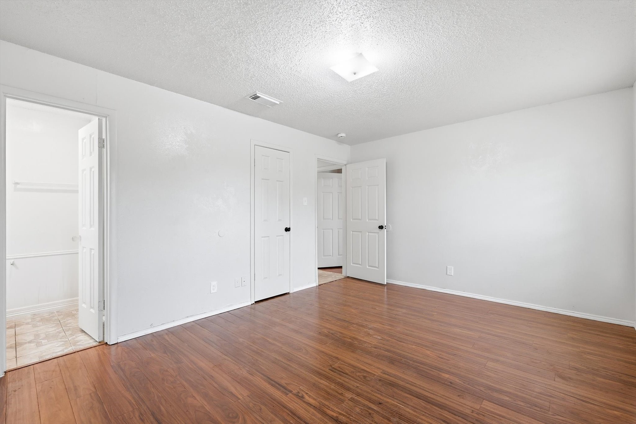 756 E Pecan Street Hurst TX 76053