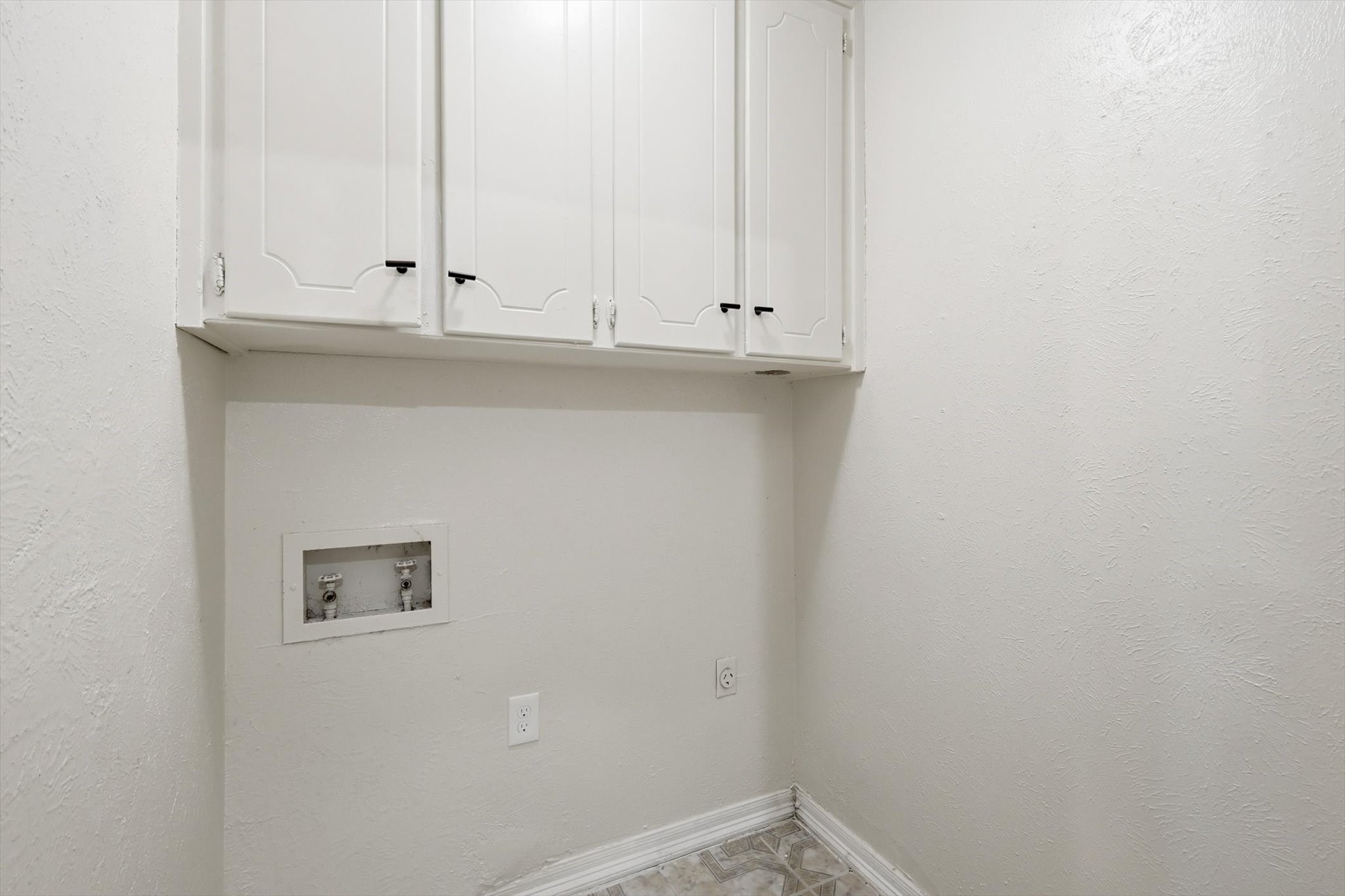 756 E Pecan Street Hurst TX 76053