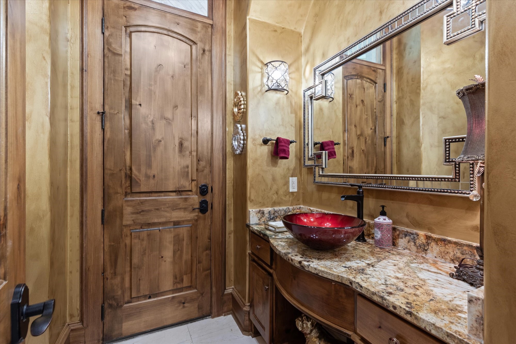 3705 Champions Ridge Lane Longview TX 75605