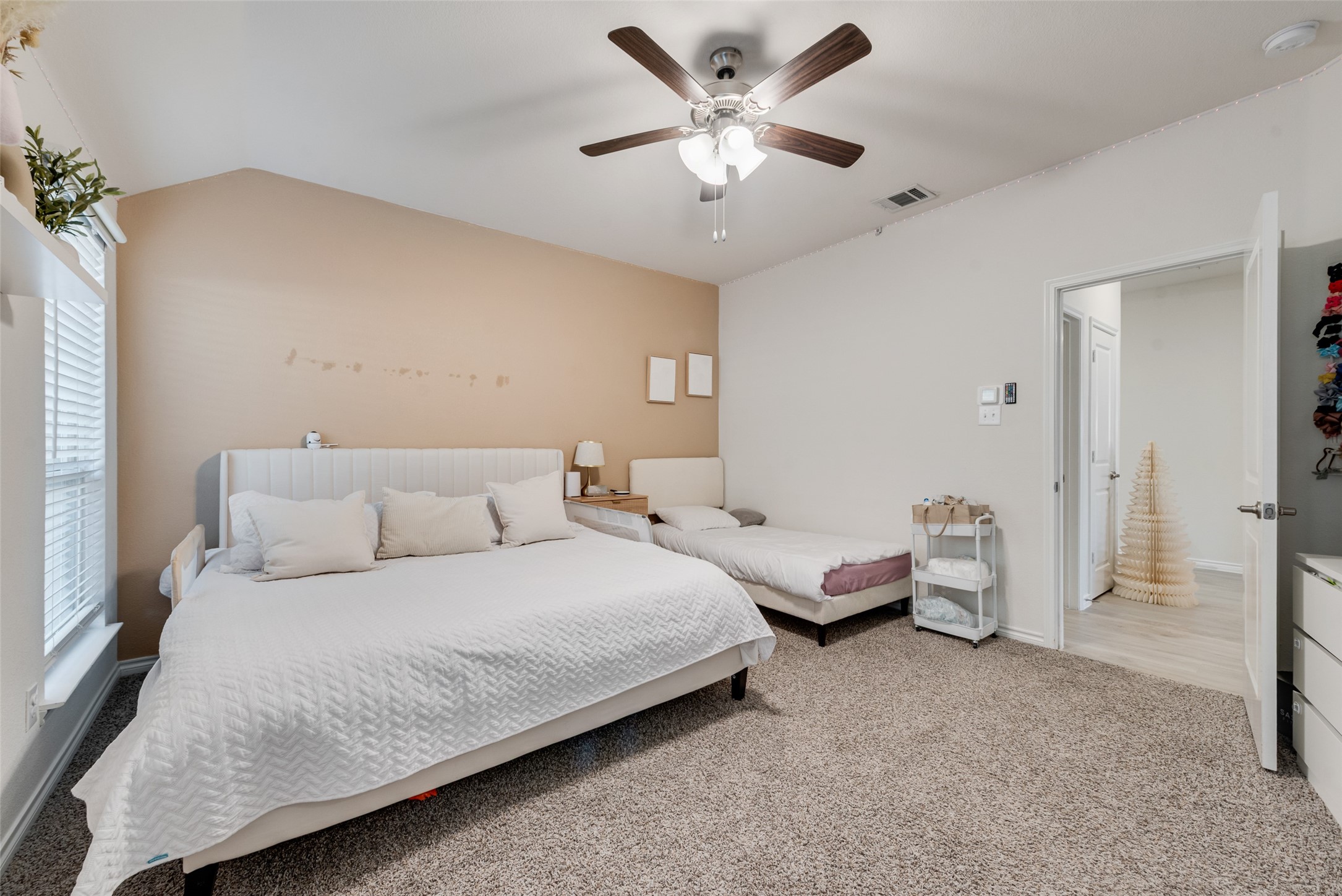 10501 Fountain Gate Street Aubrey TX 76227