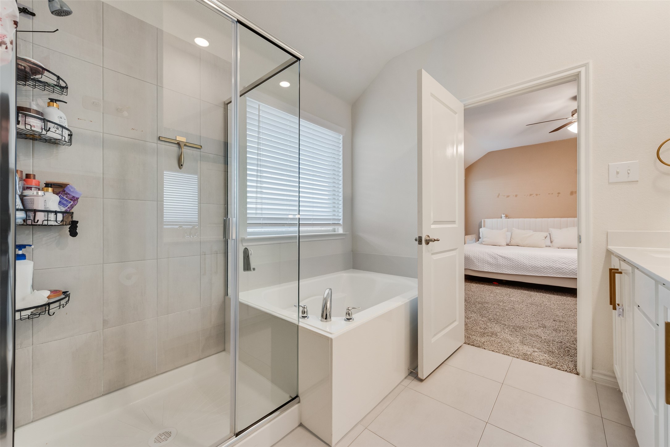 10501 Fountain Gate Street Aubrey TX 76227