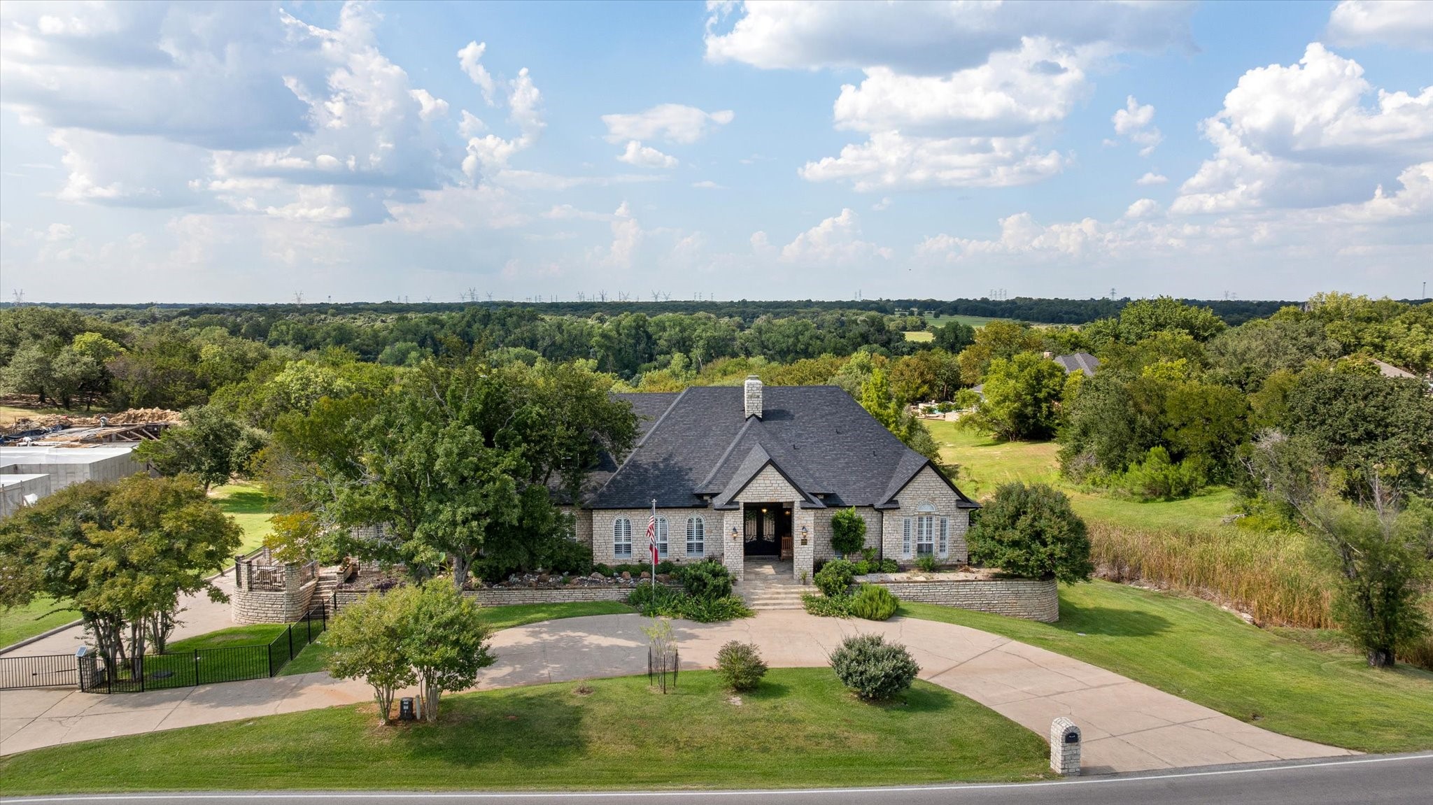 6410 Westover Drive Granbury TX 76049