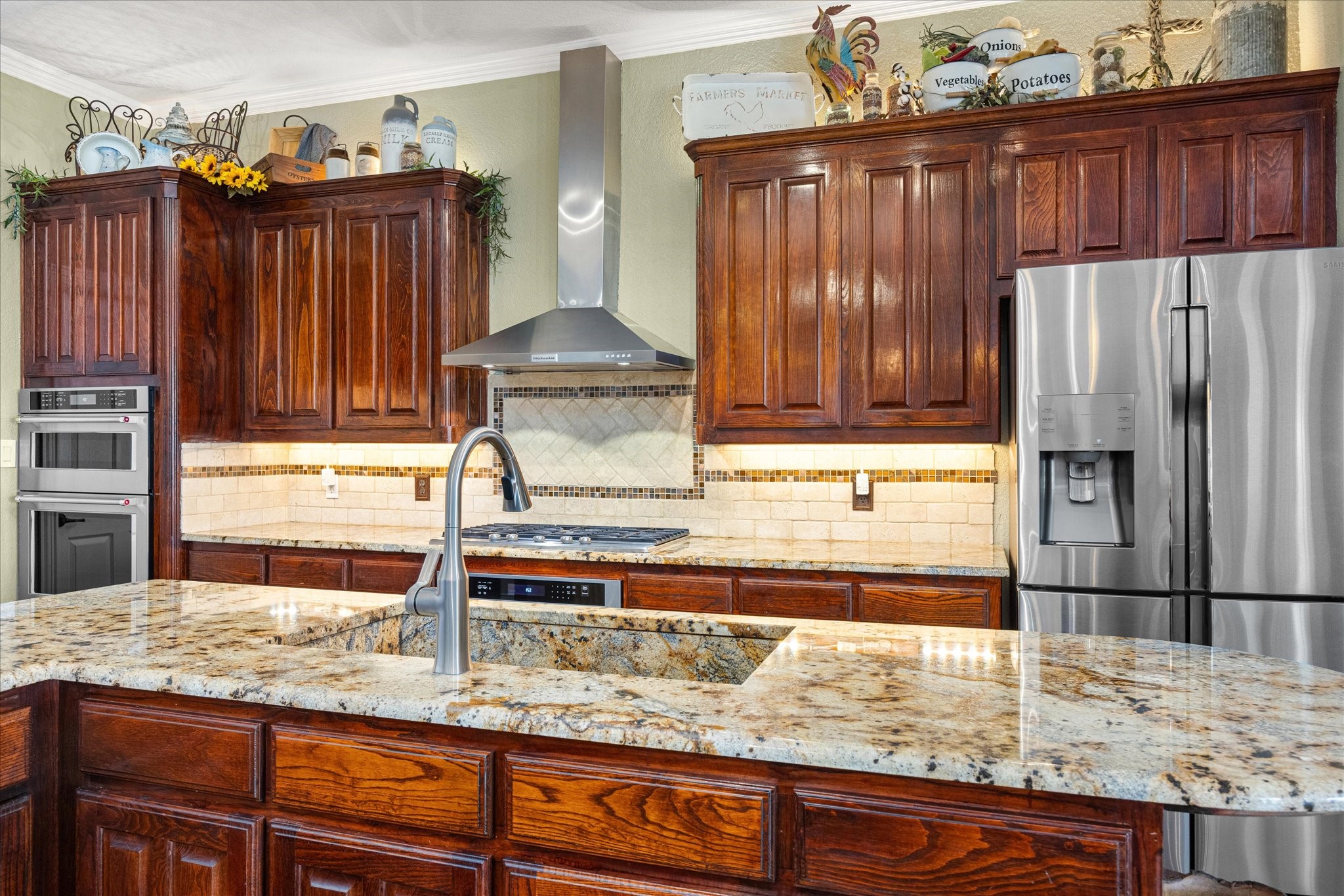 6410 Westover Drive Granbury TX 76049