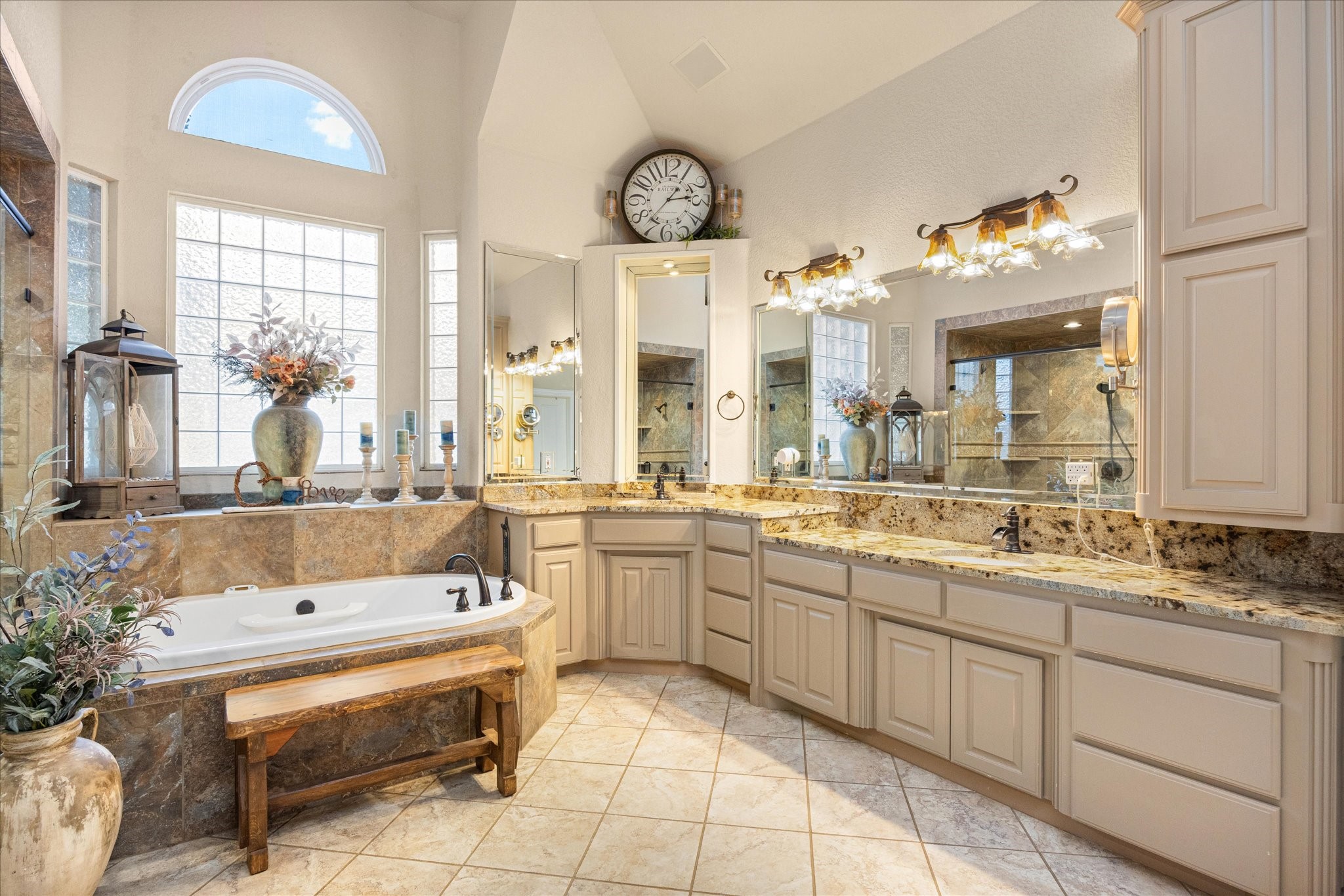 6410 Westover Drive Granbury TX 76049