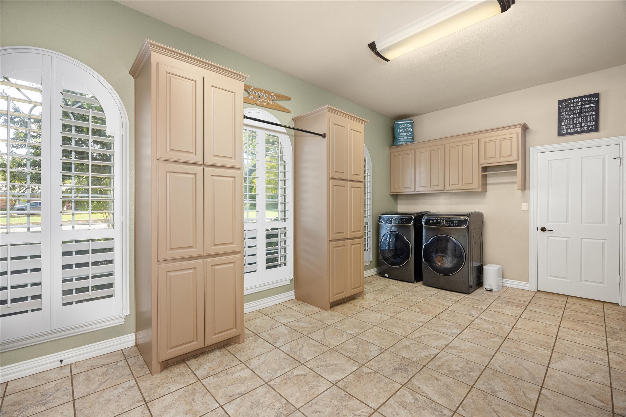 6410 Westover Drive Granbury TX 76049