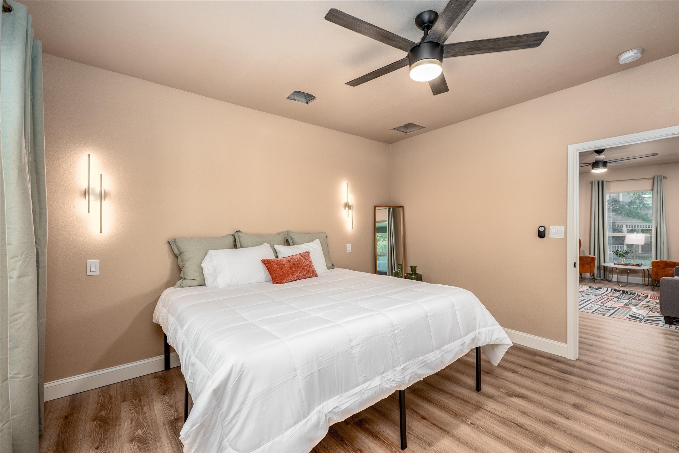809 W Lamar Street Mckinney TX 75069