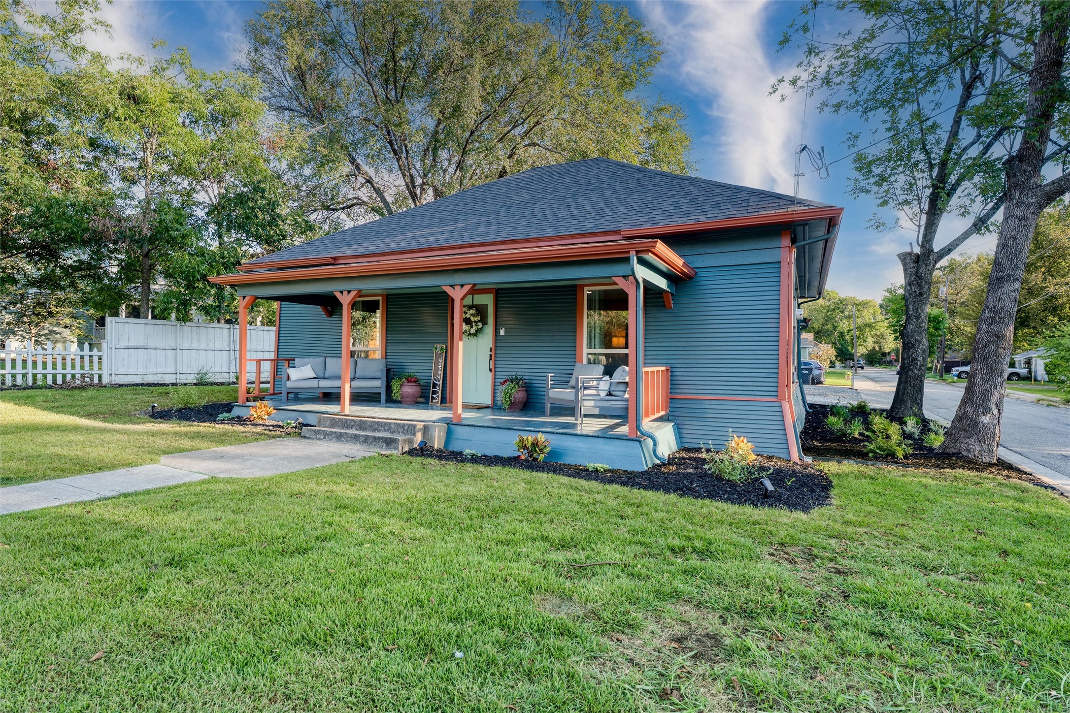 809 W Lamar Street Mckinney TX 75069