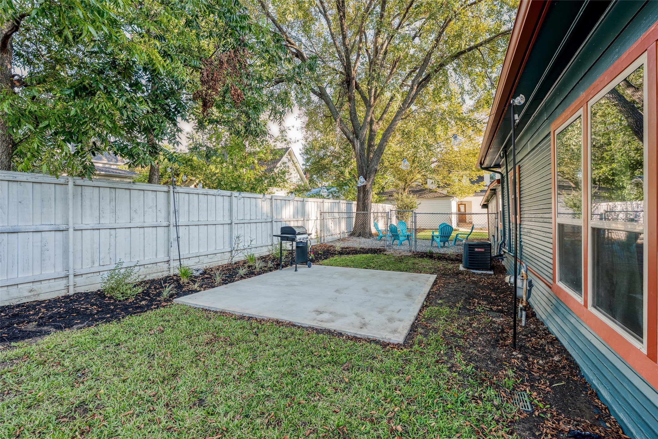 809 W Lamar Street Mckinney TX 75069