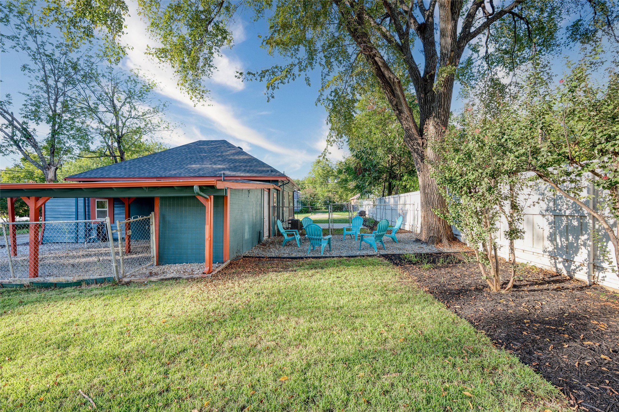 809 W Lamar Street Mckinney TX 75069