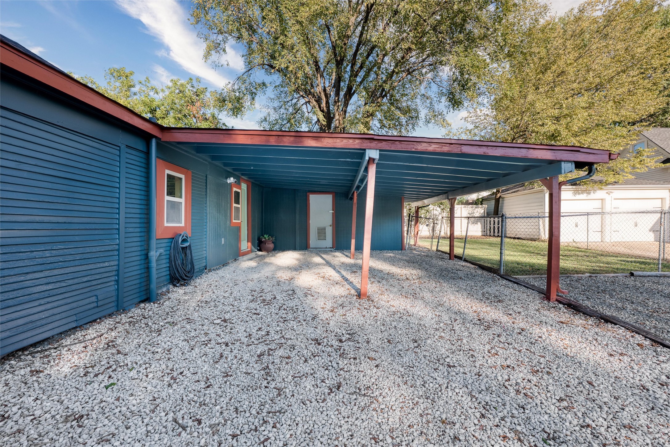 809 W Lamar Street Mckinney TX 75069