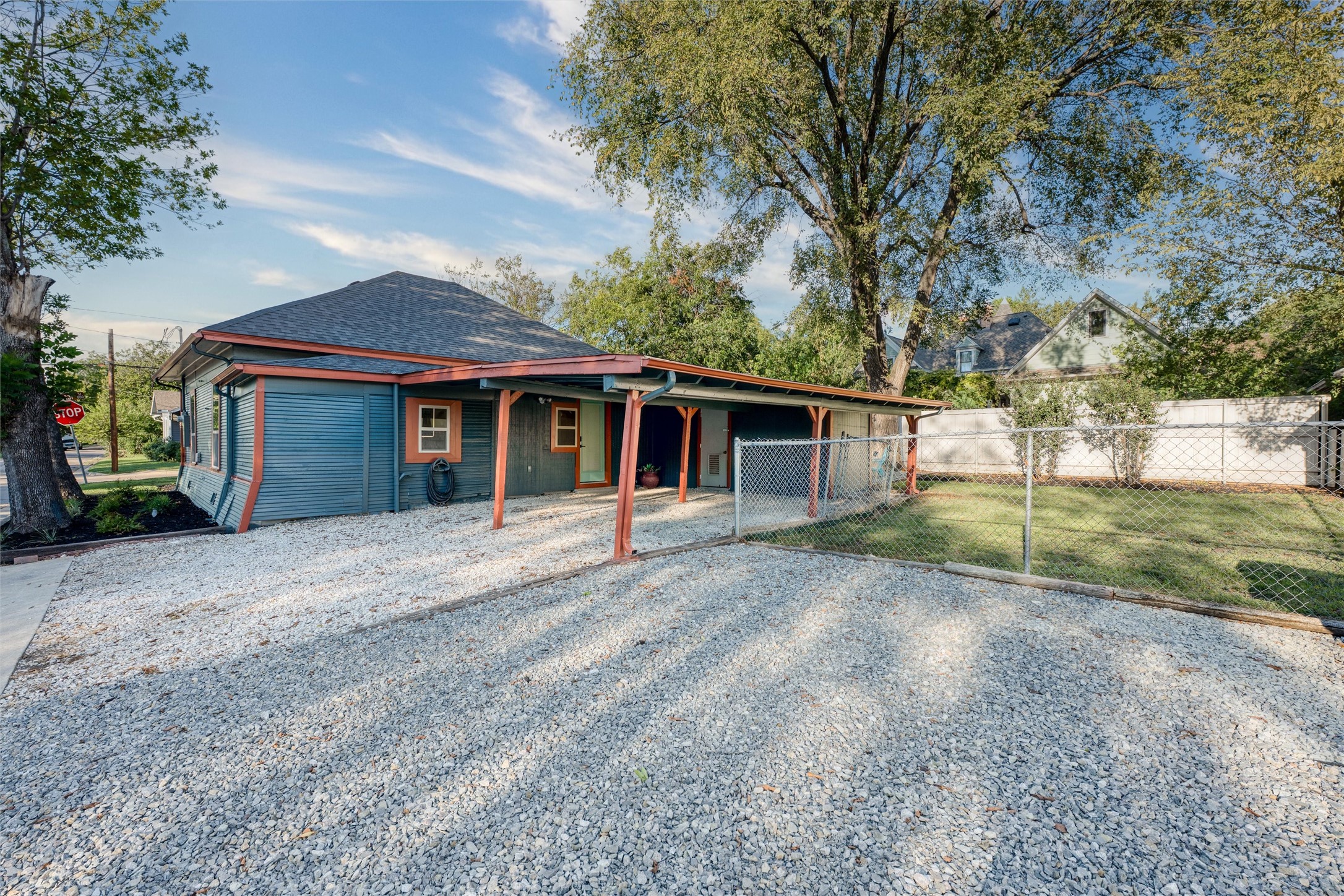 809 W Lamar Street Mckinney TX 75069