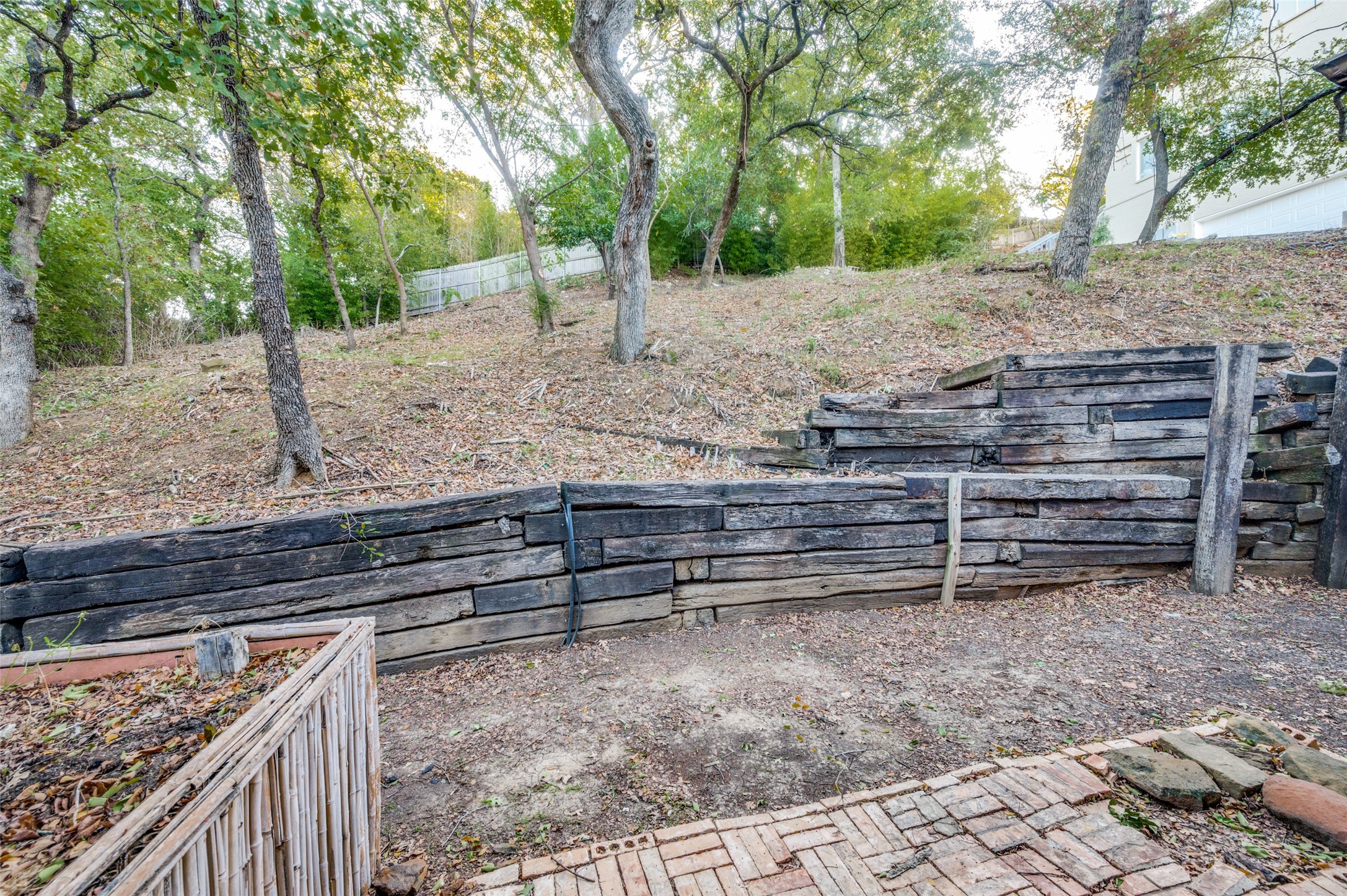 1805 Old Oak Drive Arlington TX 76012