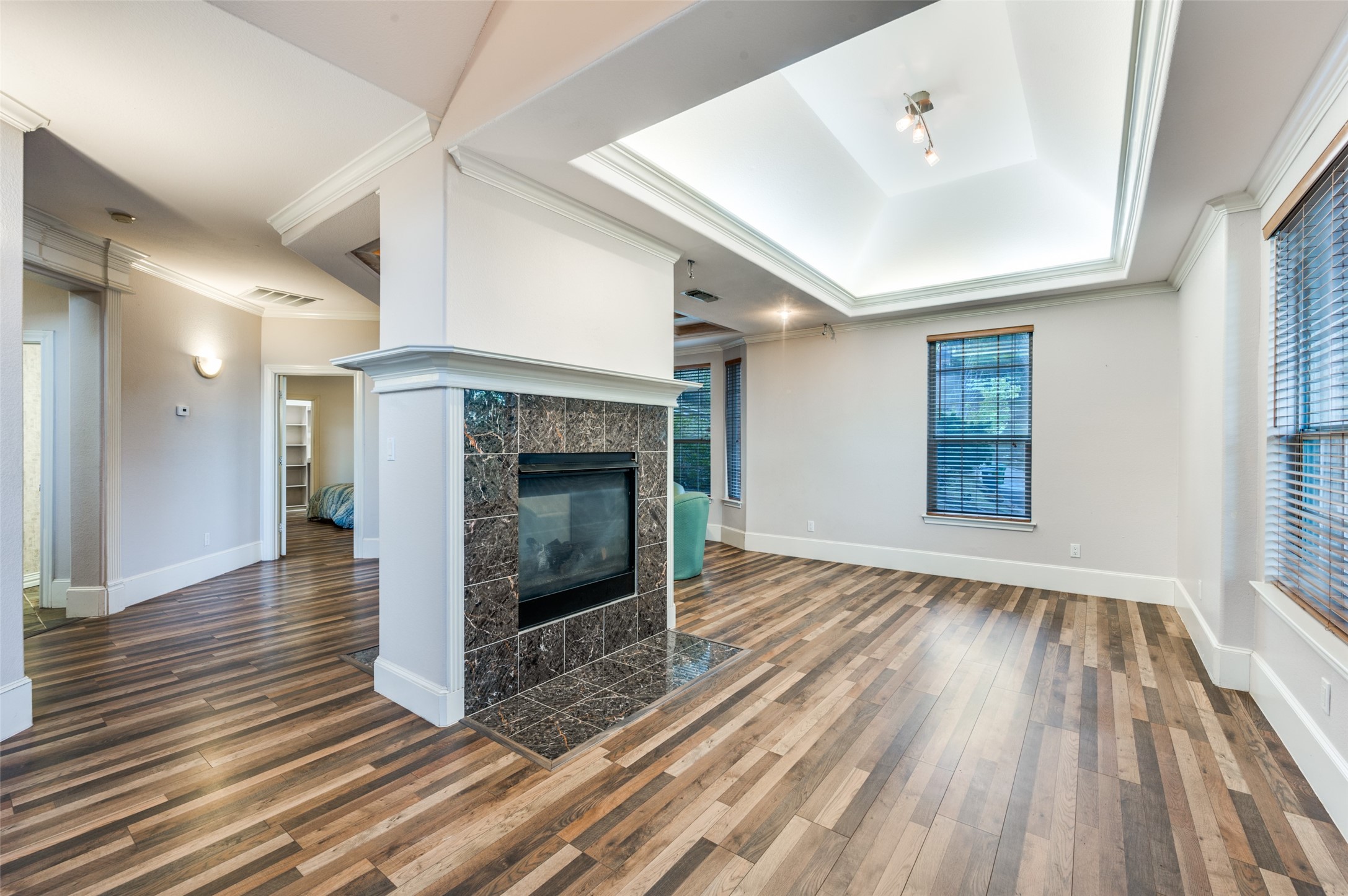 1805 Old Oak Drive Arlington TX 76012