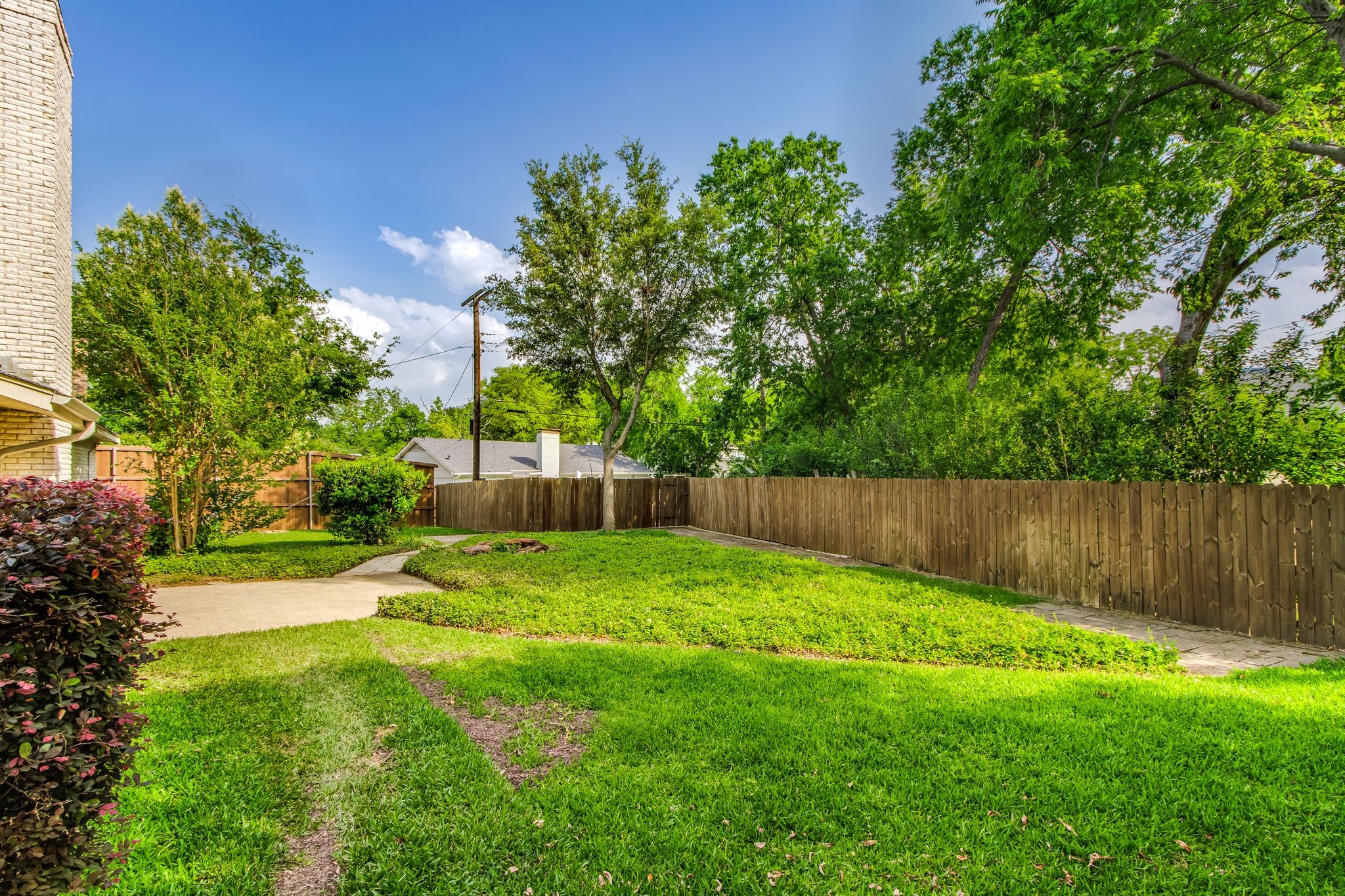2772 Bay Meadows Circle Farmers Branch TX 75234