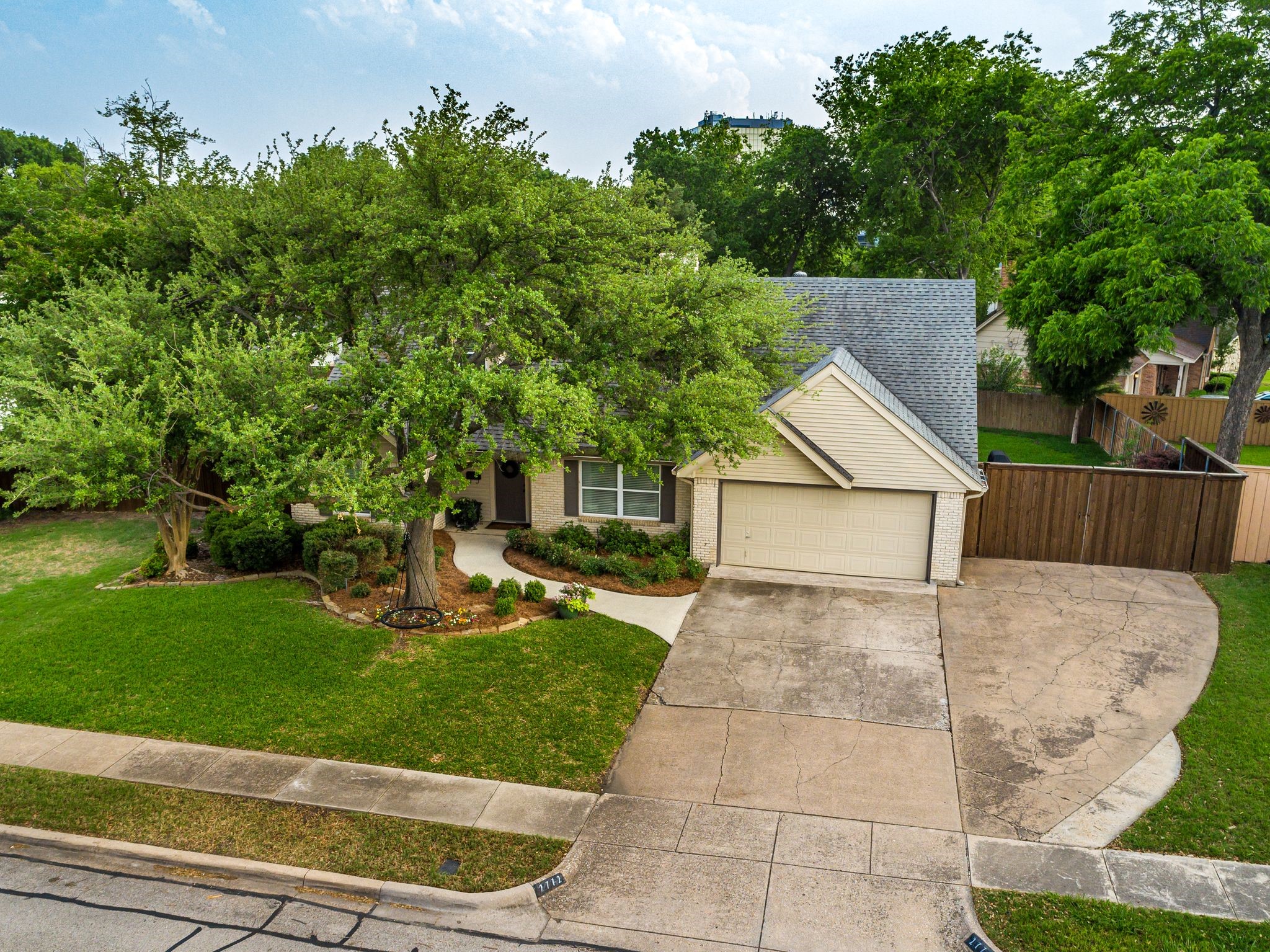 2772 Bay Meadows Circle Farmers Branch TX 75234