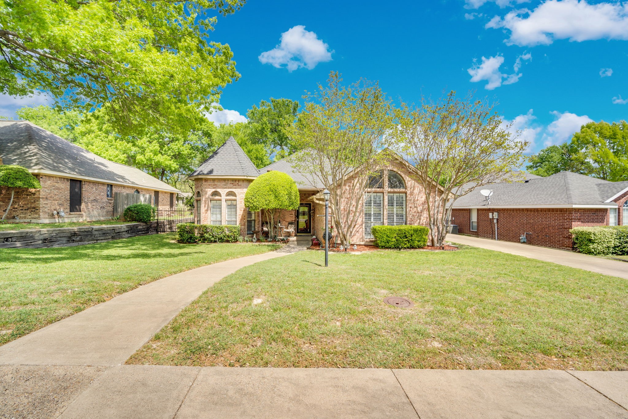 1105 Crestwood Court Desoto TX 75115