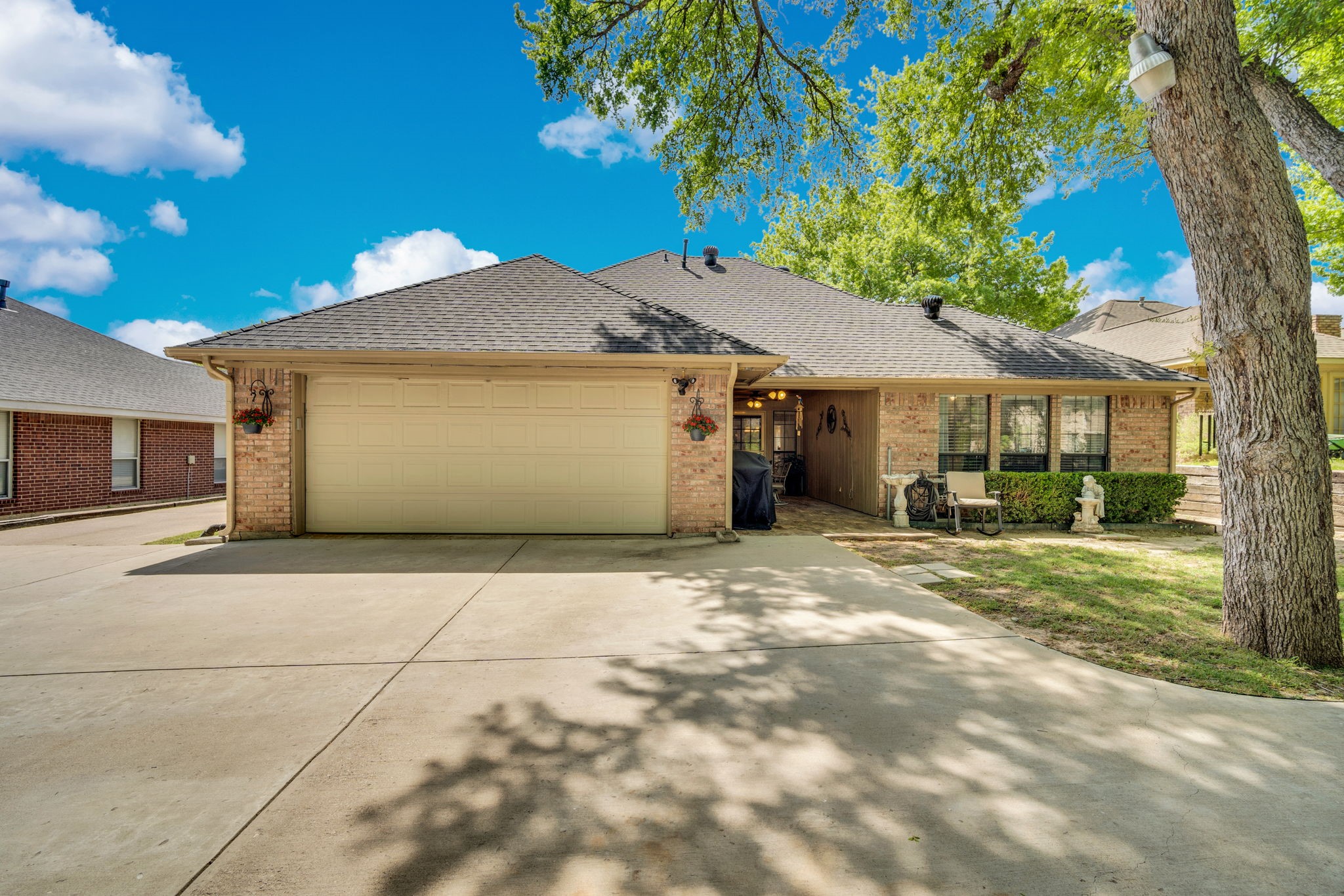 1105 Crestwood Court Desoto TX 75115