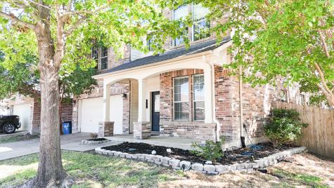 2000 New Braunfels Forney TX 75126