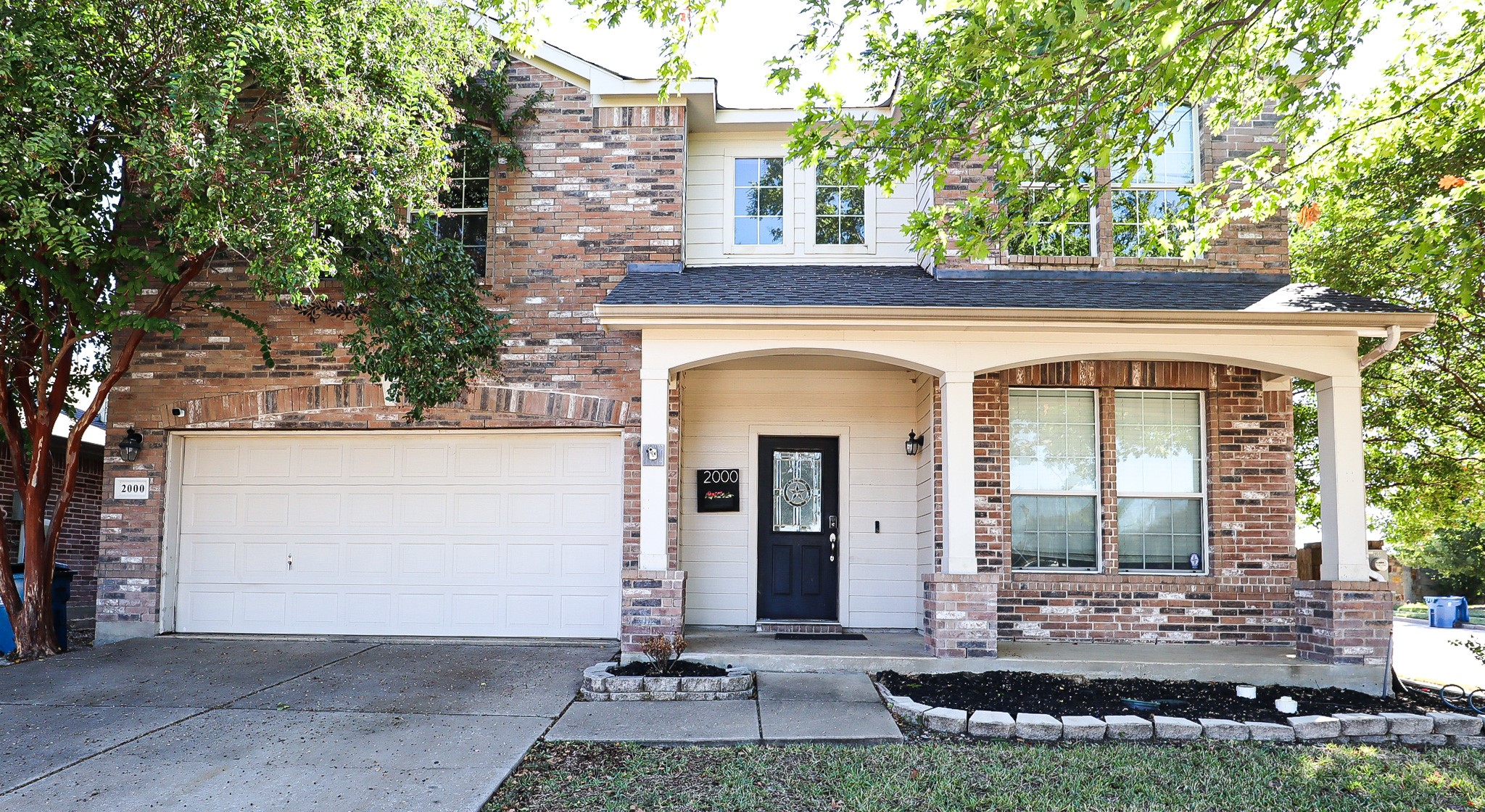 2000 New Braunfels Forney TX 75126