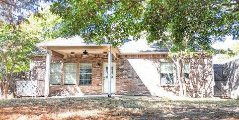 2000 New Braunfels Forney TX 75126