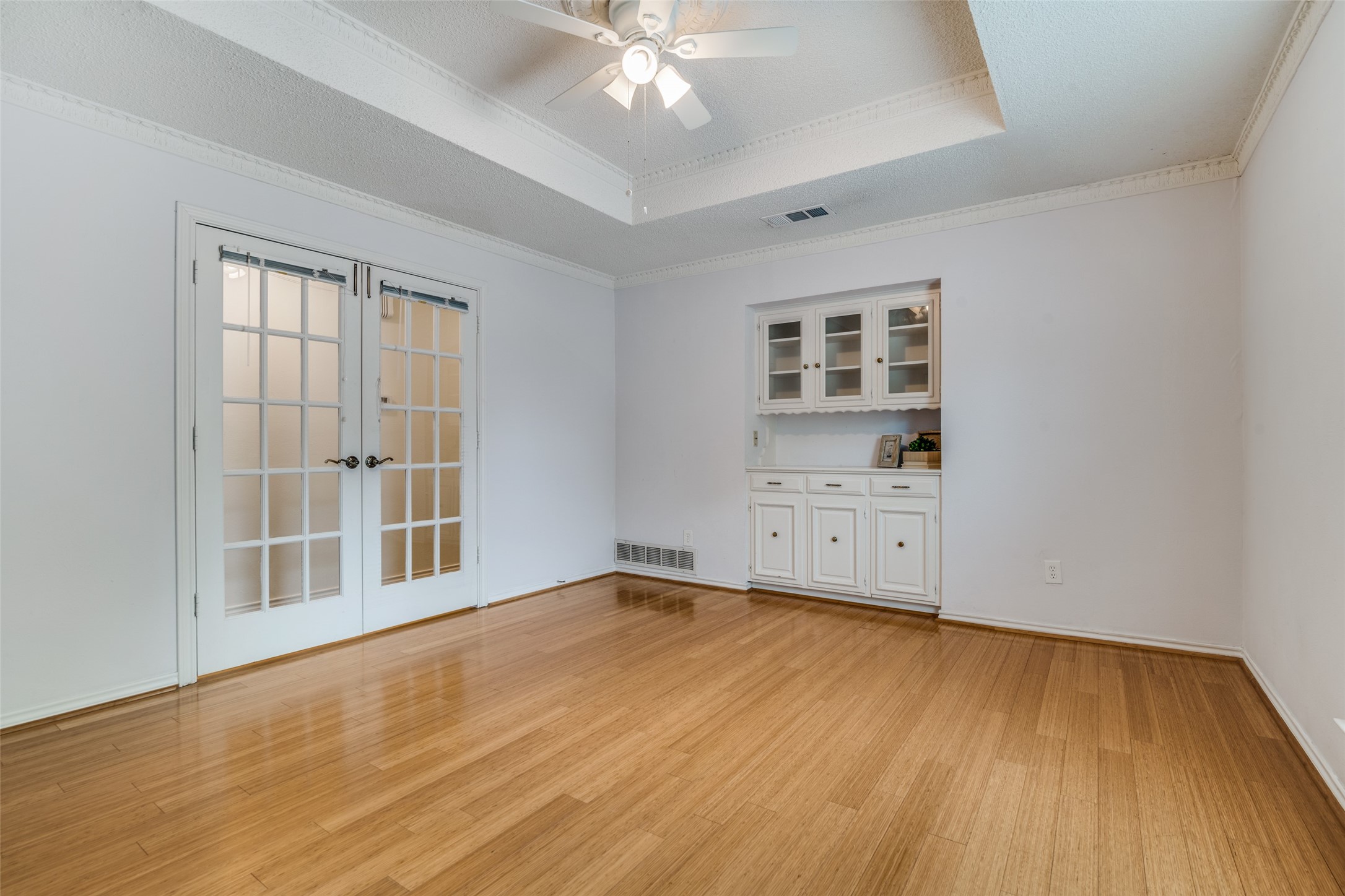 6741 Regalbluff Drive Dallas TX 75248