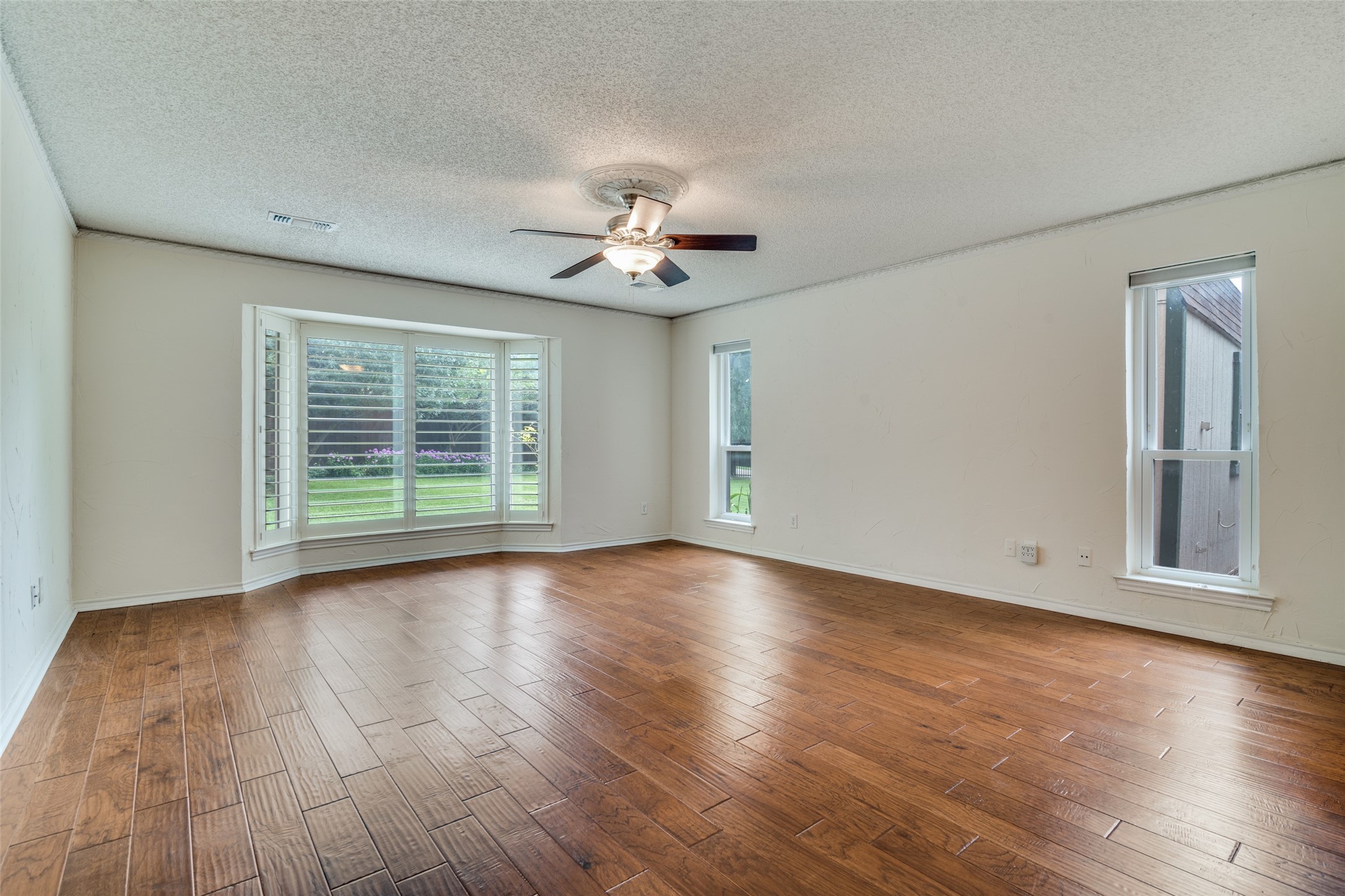 6741 Regalbluff Drive Dallas TX 75248
