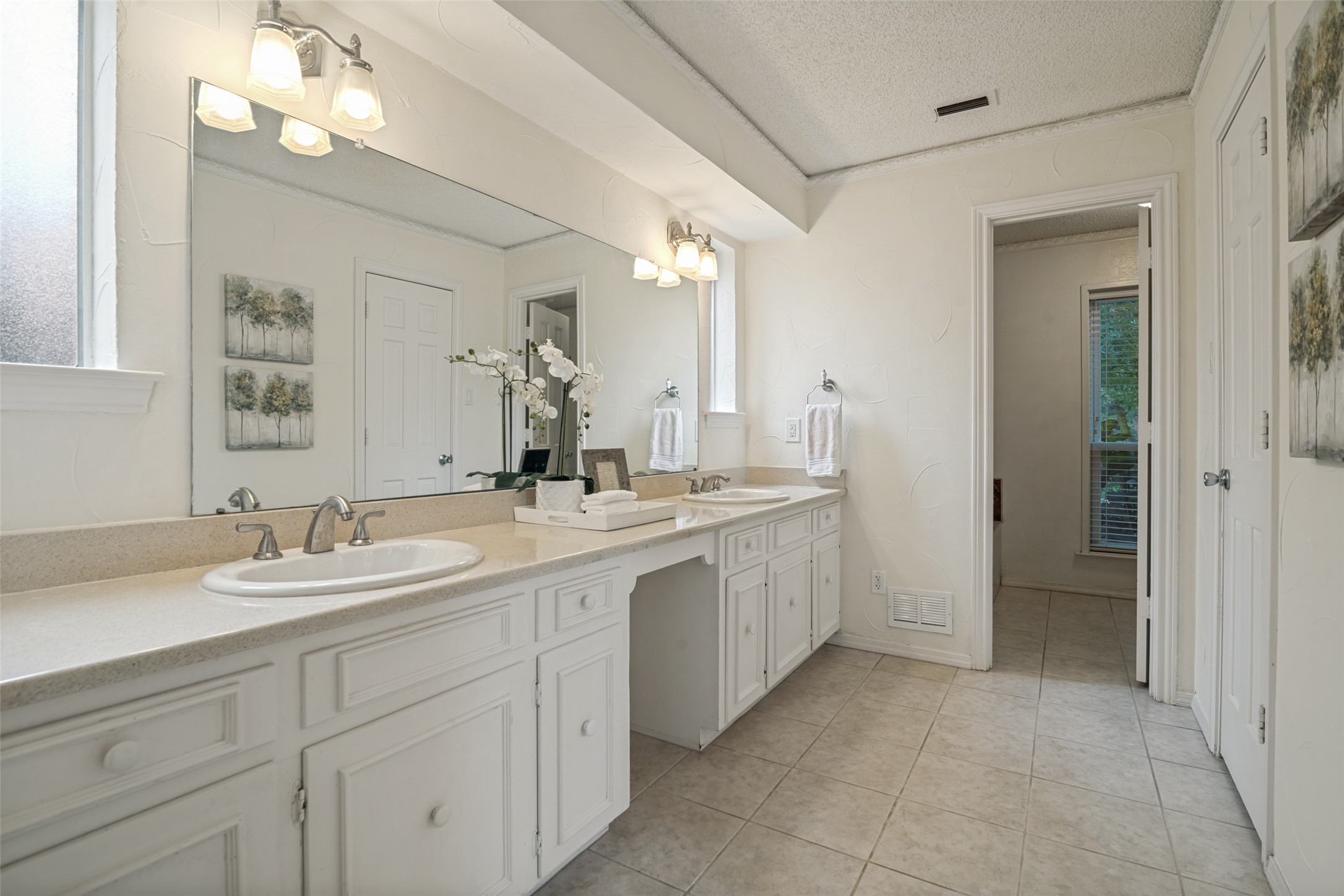 6741 Regalbluff Drive Dallas TX 75248