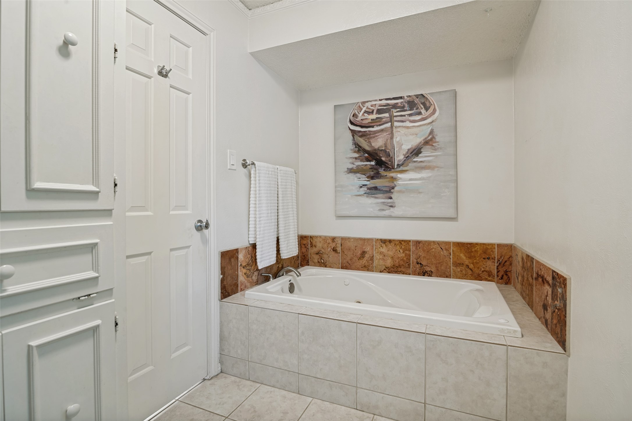 6741 Regalbluff Drive Dallas TX 75248