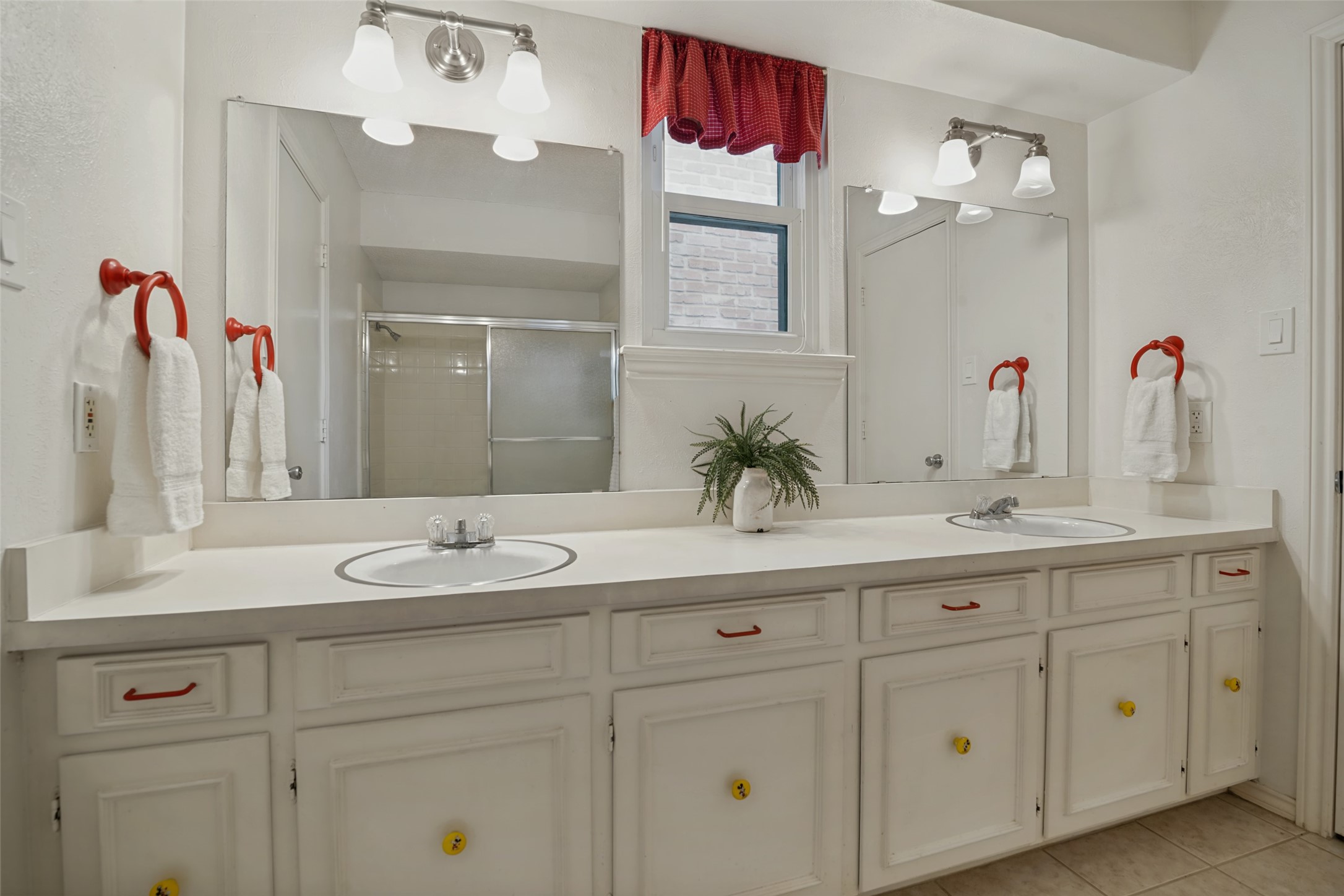 6741 Regalbluff Drive Dallas TX 75248