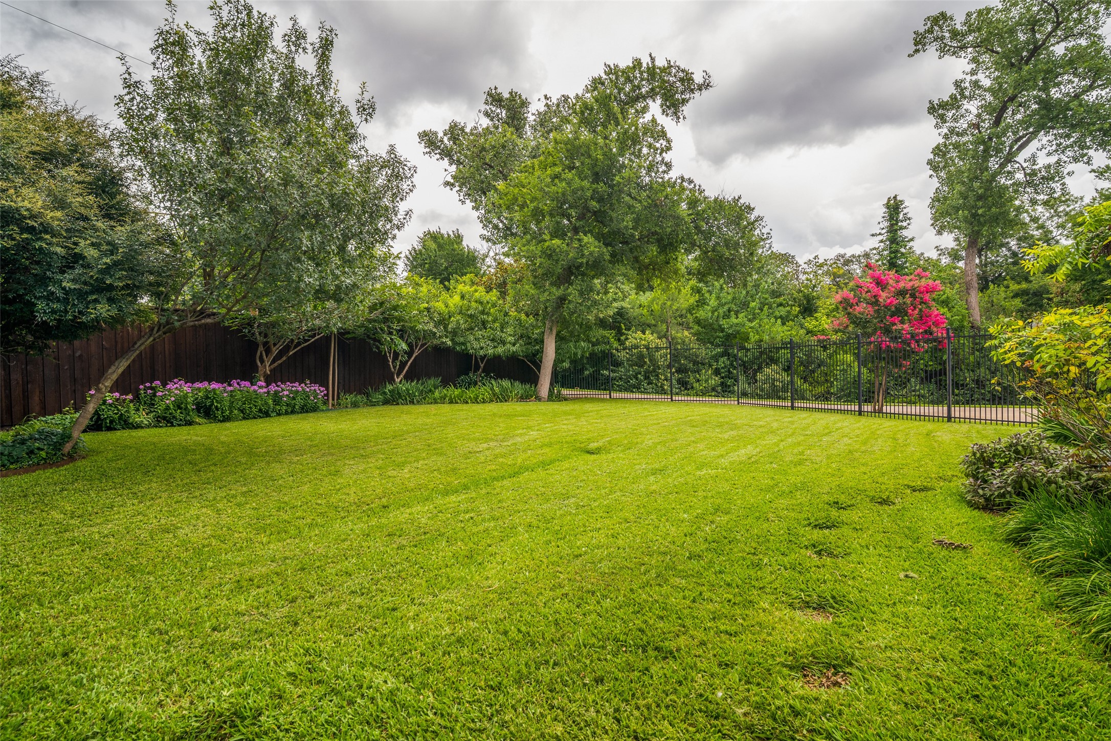 6741 Regalbluff Drive Dallas TX 75248