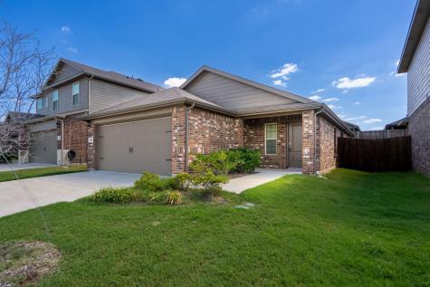 808 Hay Loft Lane Royse City TX 75189
