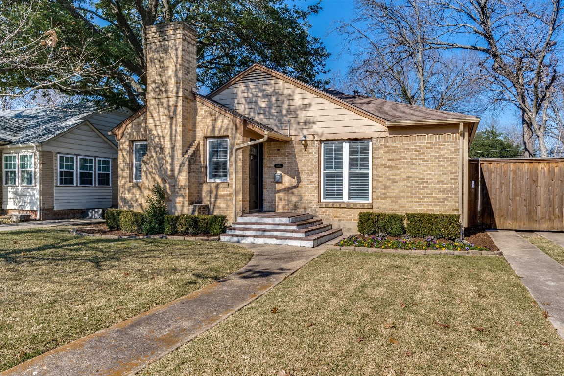 6043 Penrose Avenue Dallas TX 75206
