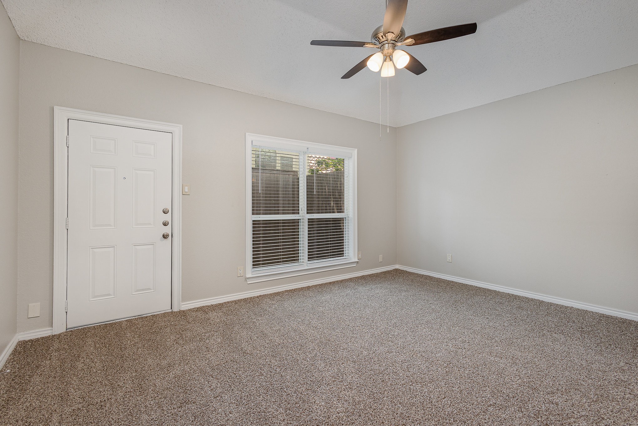 4316 N Capistrano Drive Dallas TX 75287