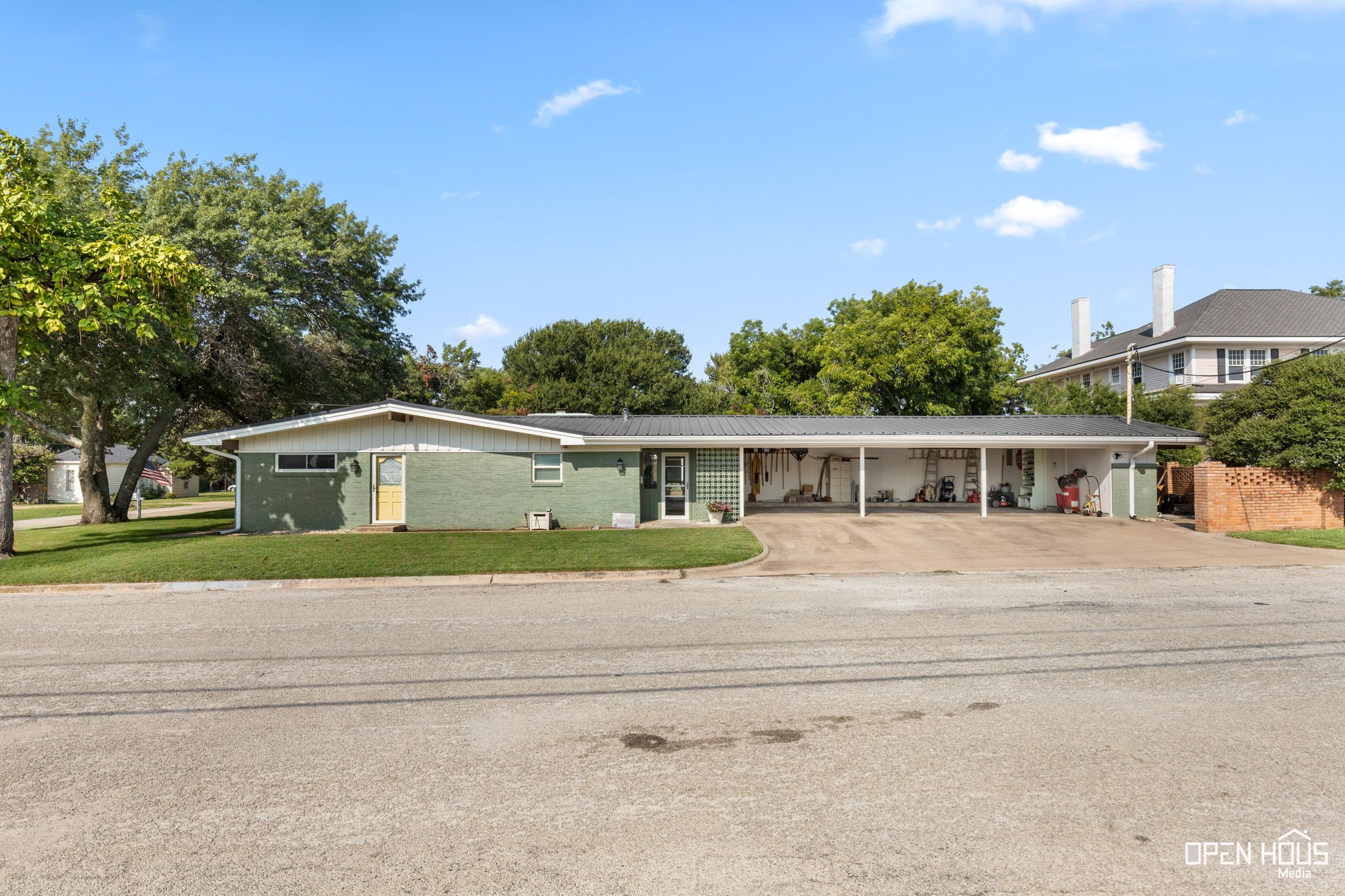716 E South Street Henrietta TX 76365