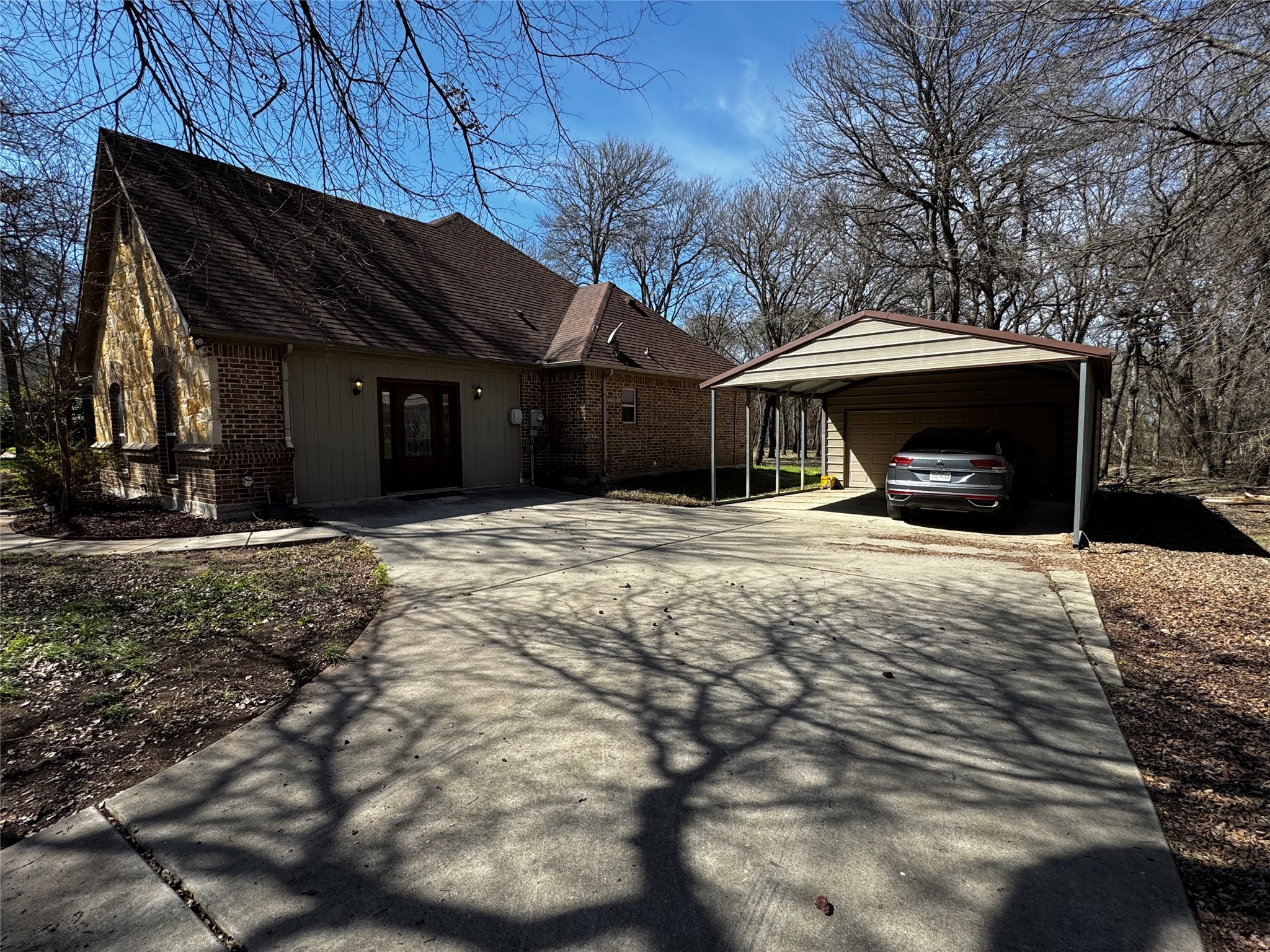 121 Rey Del Mar Circle Weatherford TX 76085