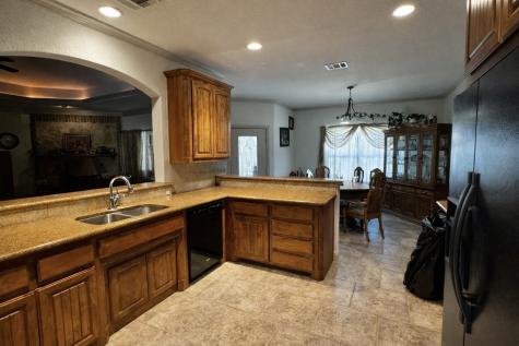 121 Rey Del Mar Circle Weatherford TX 76085