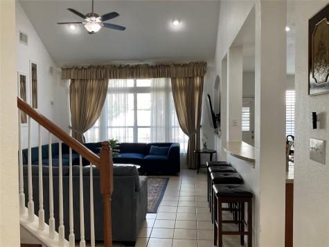 2206 N Carroll Avenue Dallas TX 75204