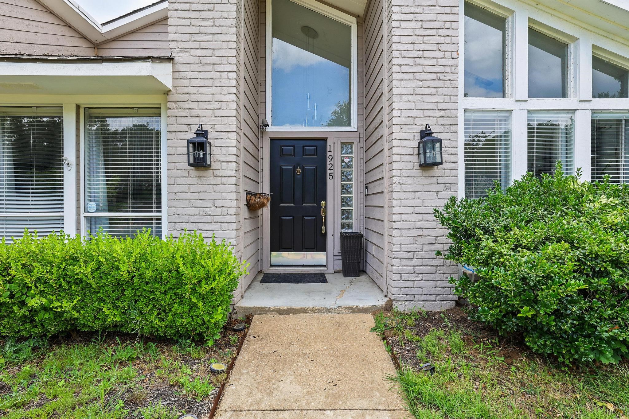 1925 Country Club Drive Plano TX 75074