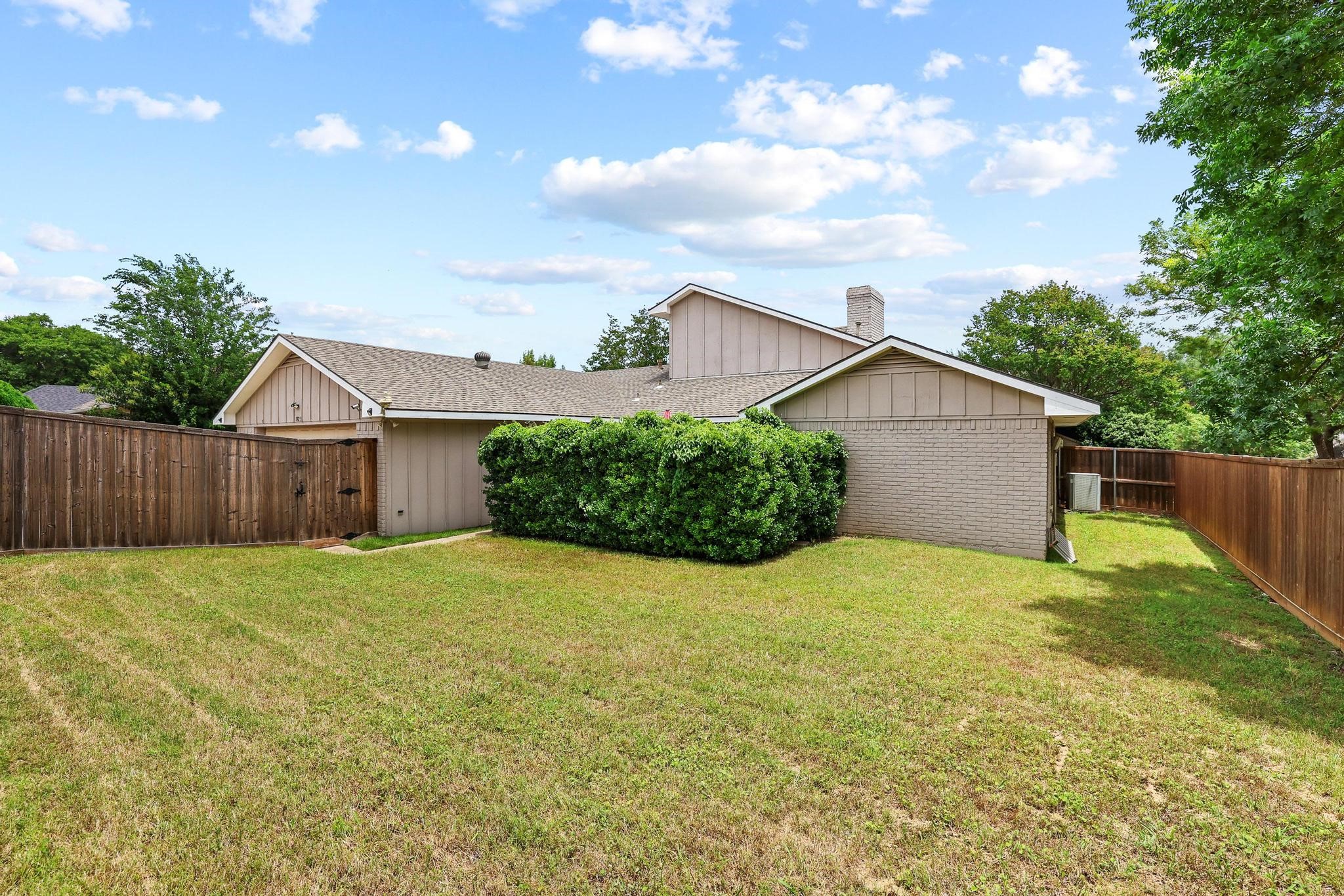 1925 Country Club Drive Plano TX 75074
