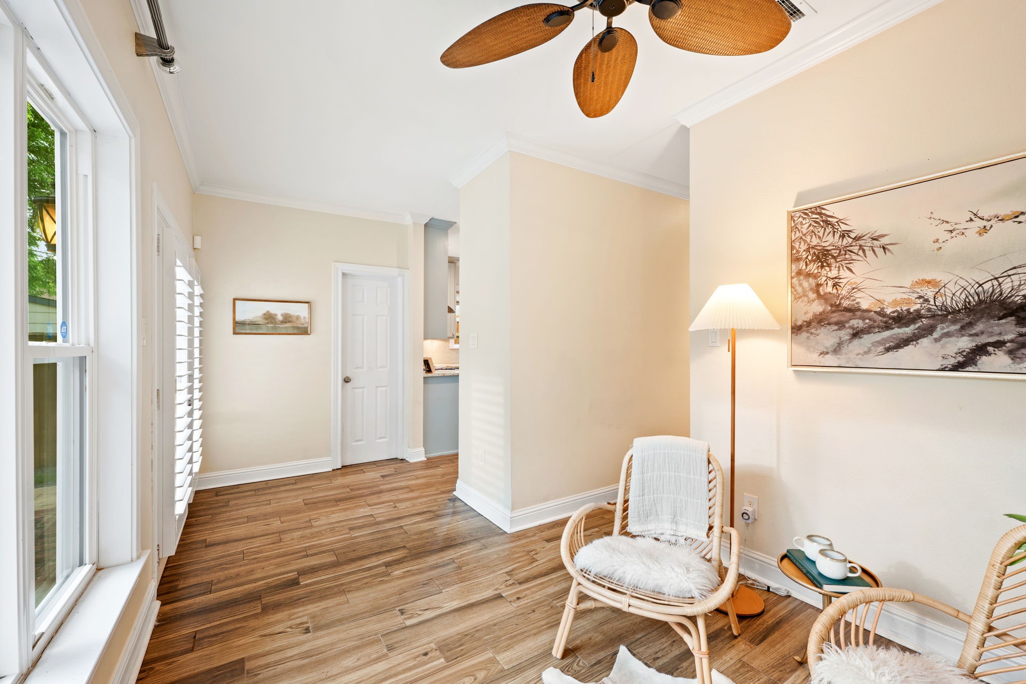 1119 N Winnetka Avenue Dallas TX 75208