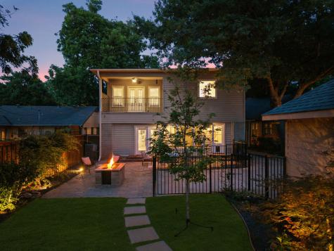 1119 N Winnetka Avenue Dallas TX 75208