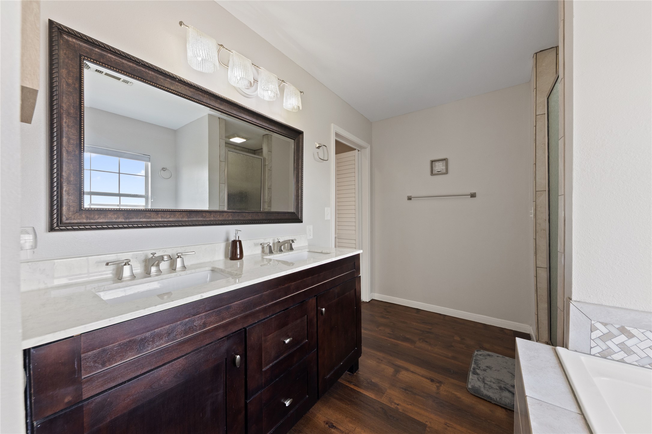 3101 Sunrise Court Granbury TX 76048