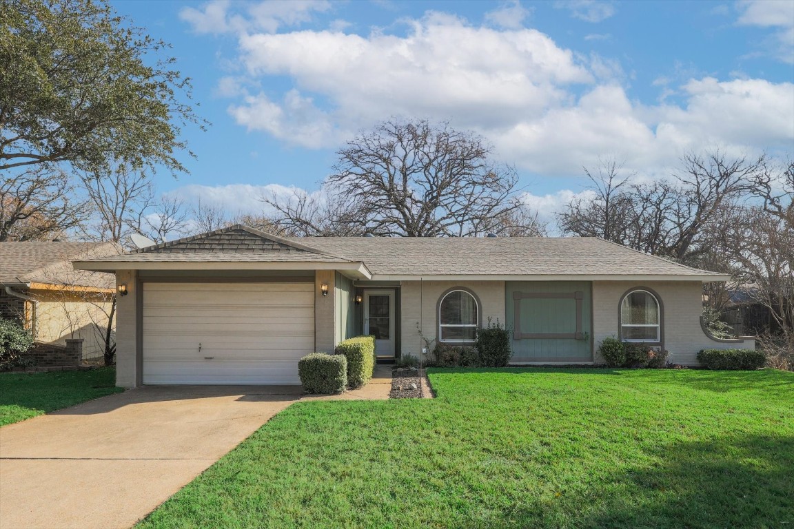 5430 Kings Manor Drive Lake Dallas TX 75065