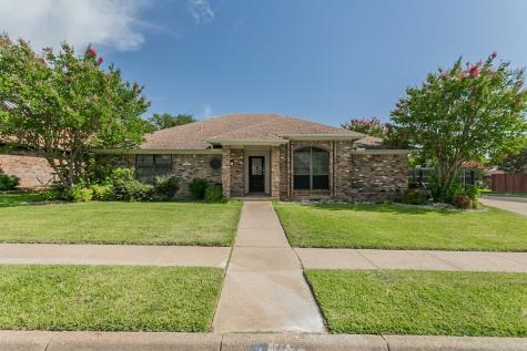 1200 Briarhaven Drive Bedford TX 76021