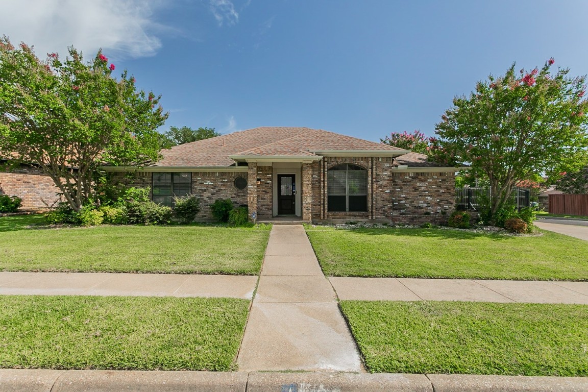 1200 Briarhaven Drive Bedford TX 76021