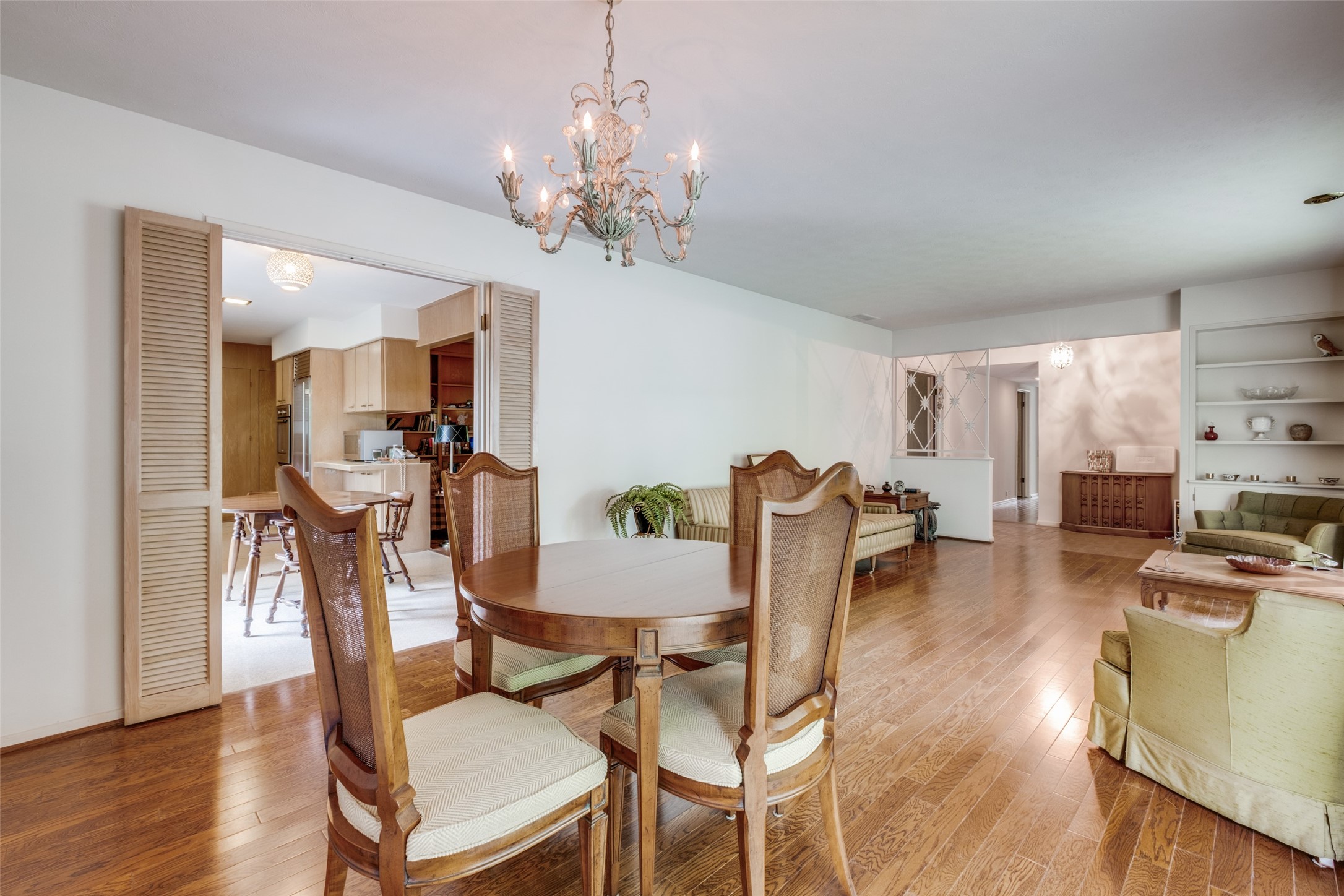 1723 Timbergrove Circle Dallas TX 75208