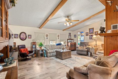 14802 N 3rd Street Scurry TX 75158