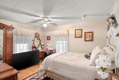 14802 N 3rd Street Scurry TX 75158
